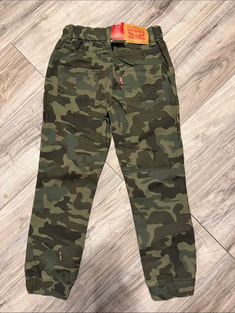 Levi's youth Camouflage Pants - Olive Green & Dark Green